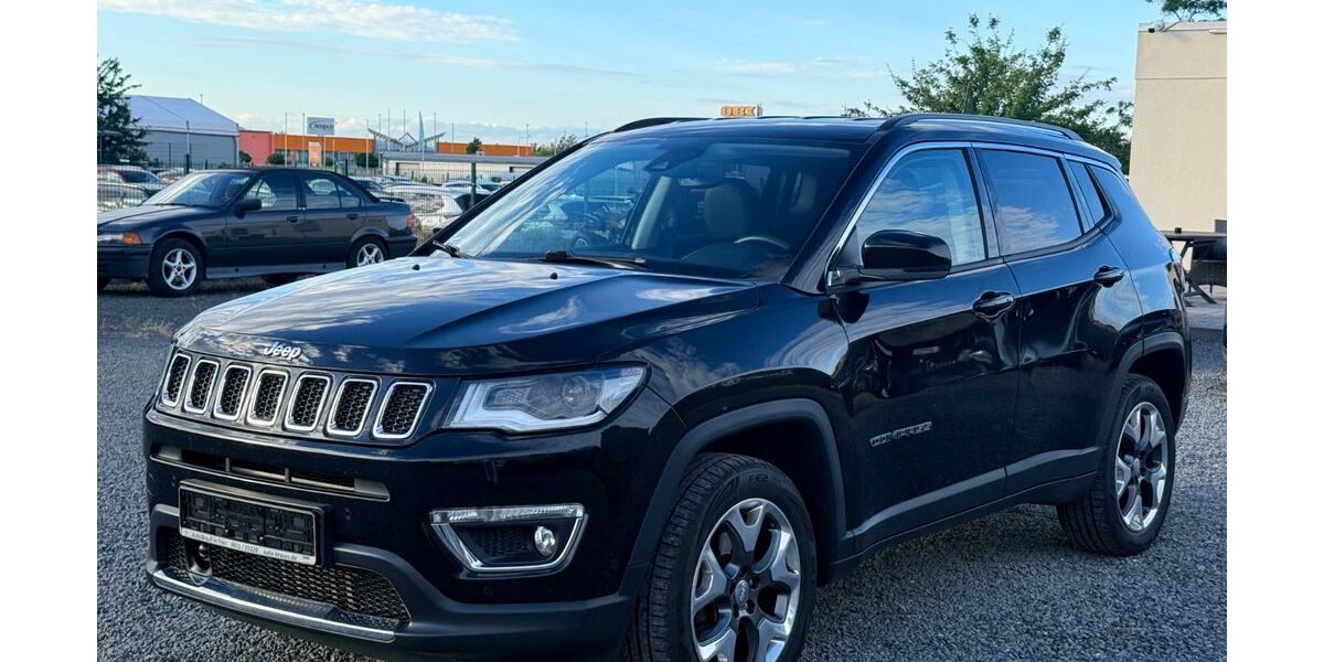 Jeep Compass 100.000 km 12.450 &euro; Düren 52351