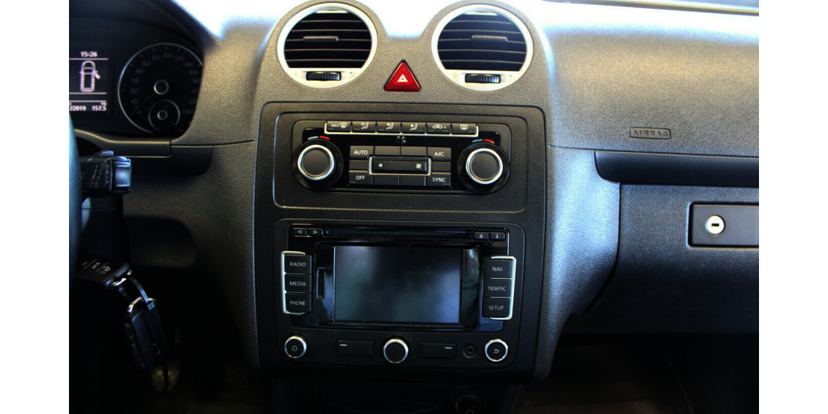 VW Caddy 2.0 TDI 140cv Tramper 122.019 km 15.980 &euro; Euskirchen 53881