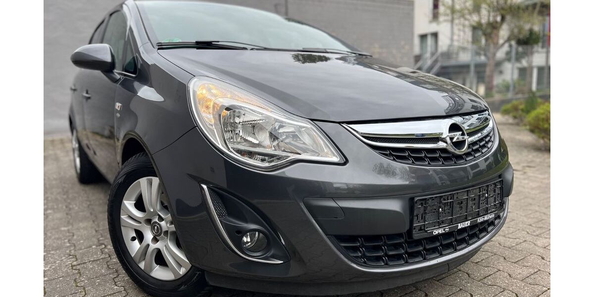 Opel Corsa 67.000 km 5.999 &euro; Aachen 52078
