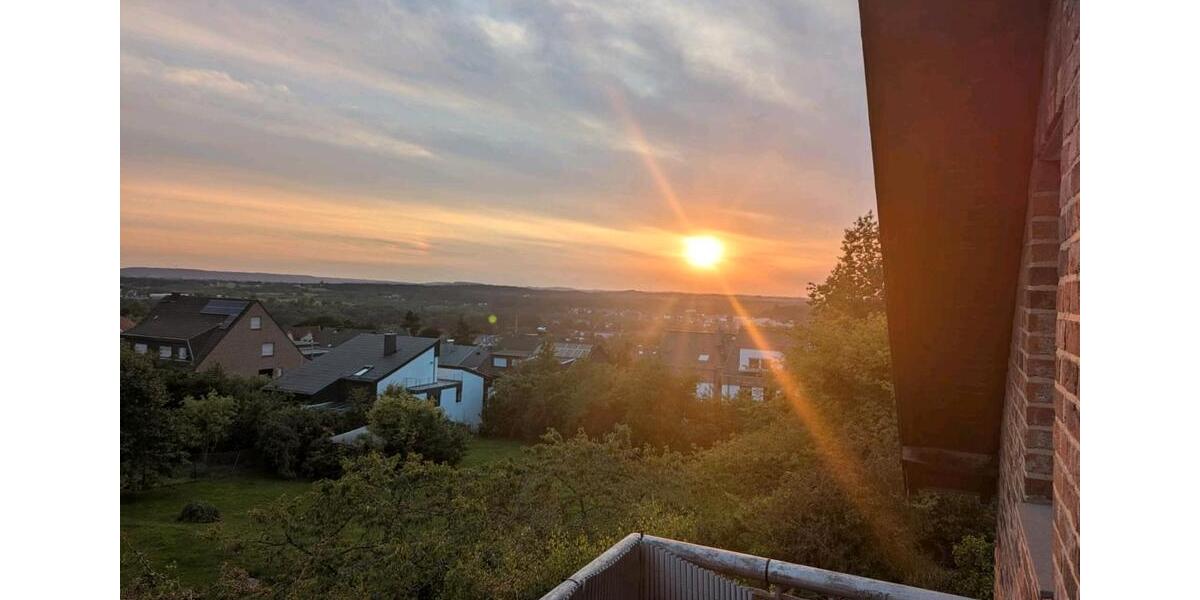 Dachgeschoßwohnung Stolberg (Rheinland) - 4 Zimmer, 116 m&sup2;, 1.126&euro; | Angebot:25852037