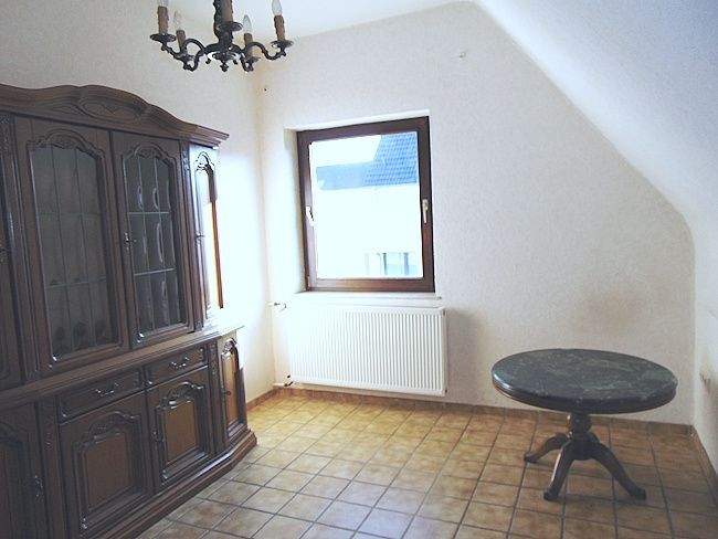 Einfamilienhaus Bedburg Königshoven - 4 Zimmer, 141 m&sup2;, 288.000&euro; | Angebot:25666553