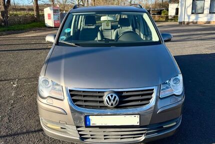 VW Touran 264.048 km 3.200 &euro; Mechernich 53894
