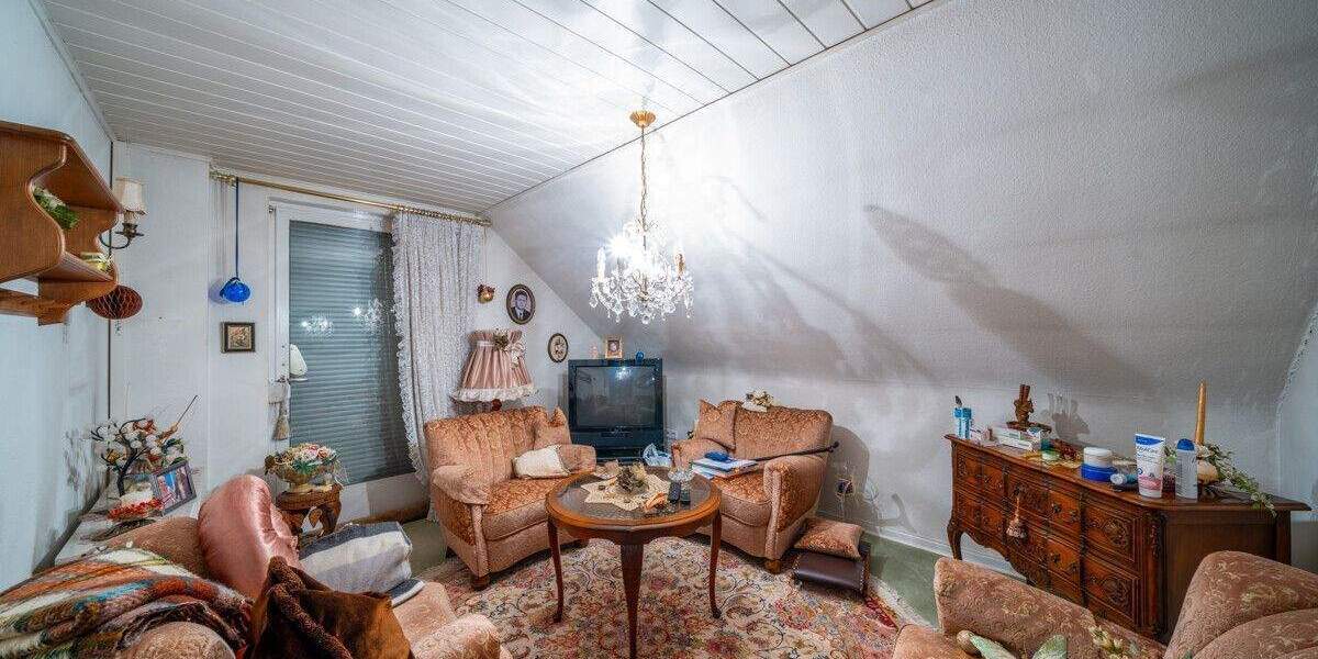 Mehrfamilienhaus, Wohnhaus Stolberg (Rheinland) Vicht - 6 Zimmer, 188 m&sup2;, 359.000&euro; | Angebot:25674571