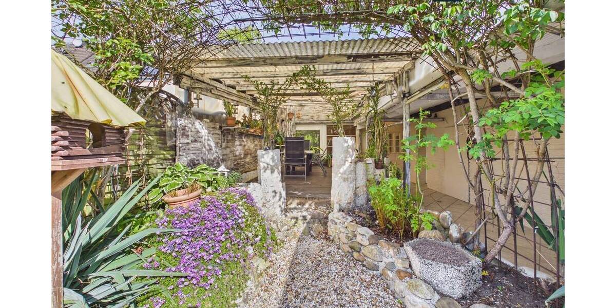 Einfamilienhaus Baesweiler - 6 Zimmer, 137 m&sup2;, 199.000&euro; | Angebot:26527340