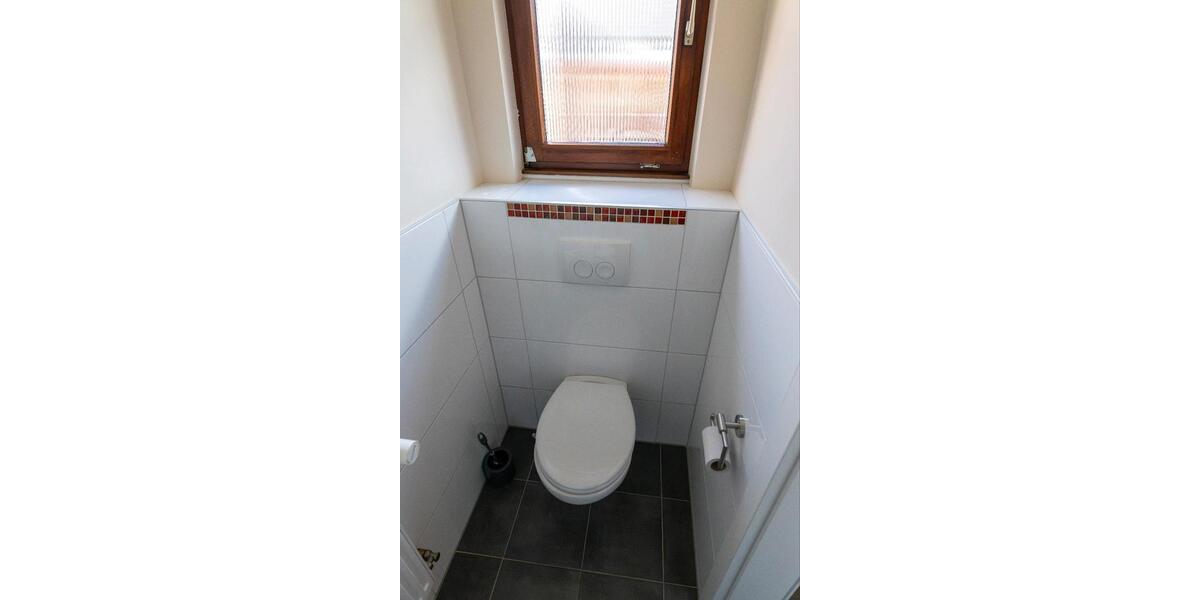 Etagenwohnung Simmerath - 5 Zimmer, 145 m&sup2;, 1.400&euro; | Angebot:25944930