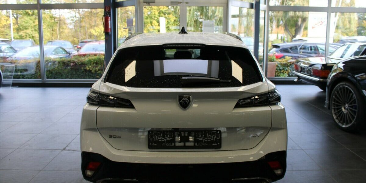 Peugeot 308 SW BlueHDi 130 EAT8 GT 25.665 km 23.980 &euro; Euskirchen 53881