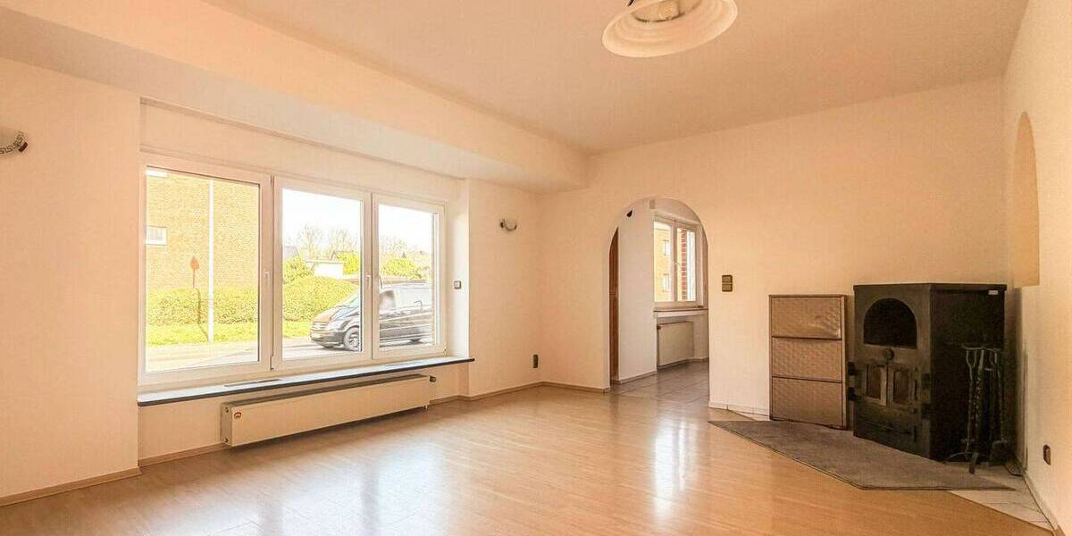 Einfamilienhaus Frechen Grefrath - 9 Zimmer, 240 m&sup2;, 769.000&euro; | Angebot:26344648
