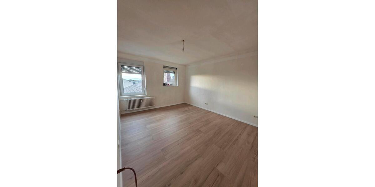 Etagenwohnung Alsdorf - 3 Zimmer, 82 m&sup2;, 950&euro; | Angebot:25960300