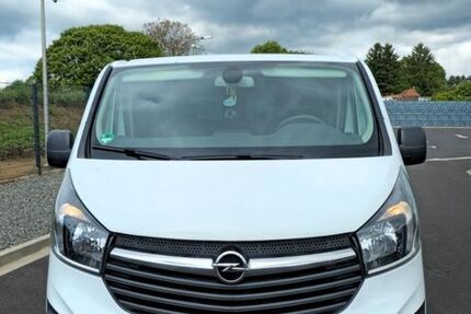 Opel Vivaro 154.500 km 15.000 &euro; Herzogenrath 52134
