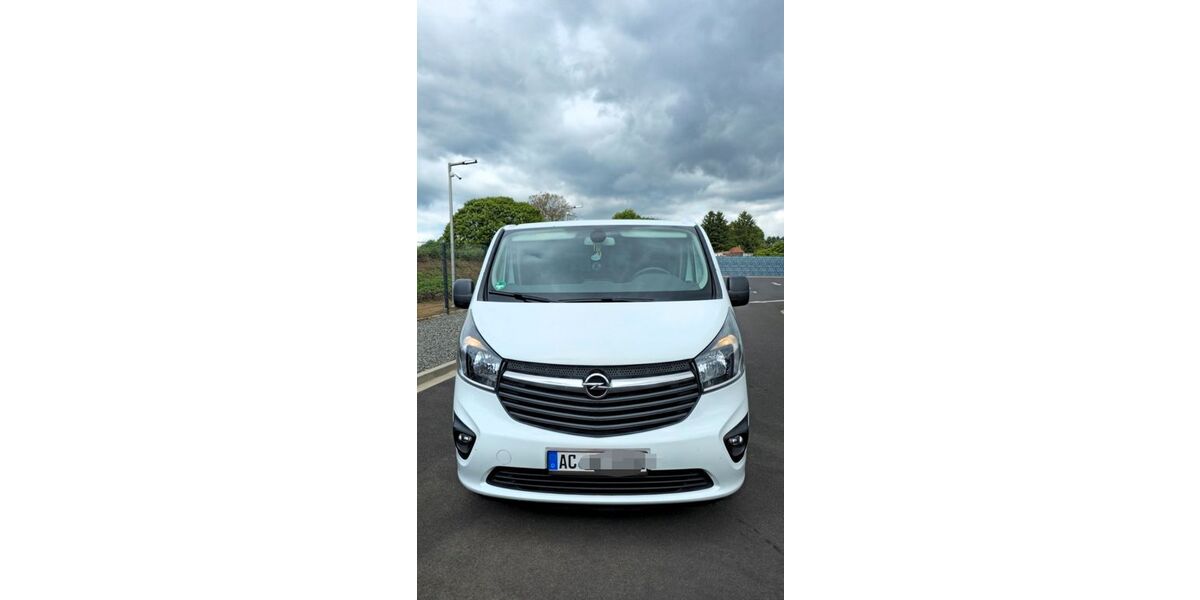 Opel Vivaro 154.500 km 15.000 &euro; Herzogenrath 52134