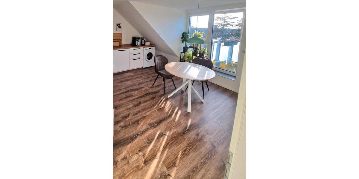 Dachgeschoßwohnung Herzogenrath - 2 Zimmer, 58 m&sup2;, 580&euro; | Angebot:25943724