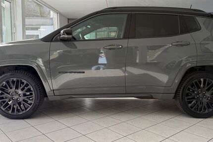Jeep Compass 34.329 km 24.790 &euro; Aachen 52080