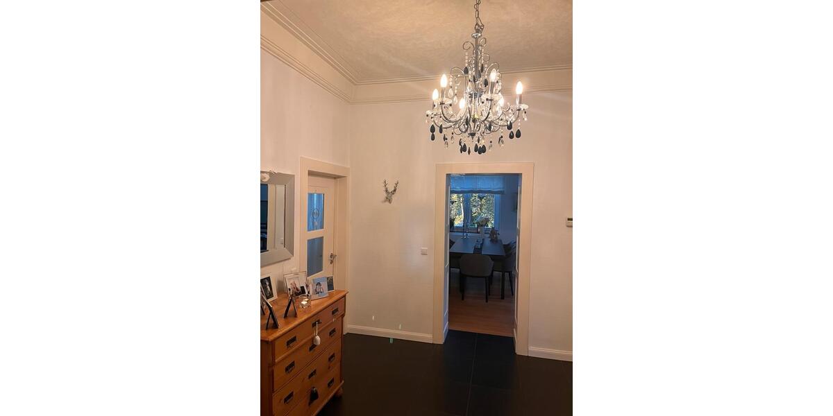 Etagenwohnung Düren - 4 Zimmer, 130 m&sup2;, 1.200&euro; | Angebot:26612551