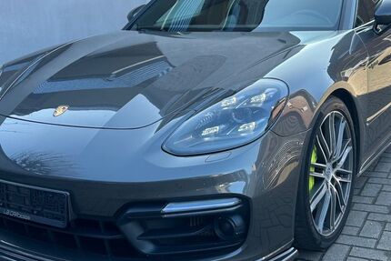 Porsche Panamera 212.000 km 44.900 &euro; Übach Palenberg 52531
