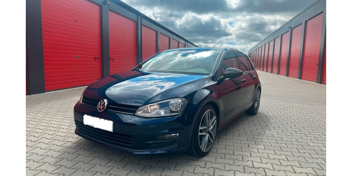 VW Golf 120.000 km 9.500 &euro; Mechernich 53894