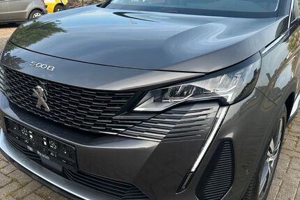 Peugeot 5008 74.000 km 26.999 &euro; würselen 52146