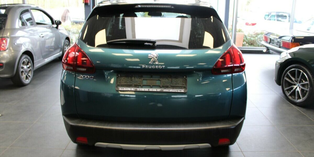 Peugeot 2008 PureTech 110 GPF EA T6 Allure 119.082 km 10.780 &euro; Euskirchen 53881