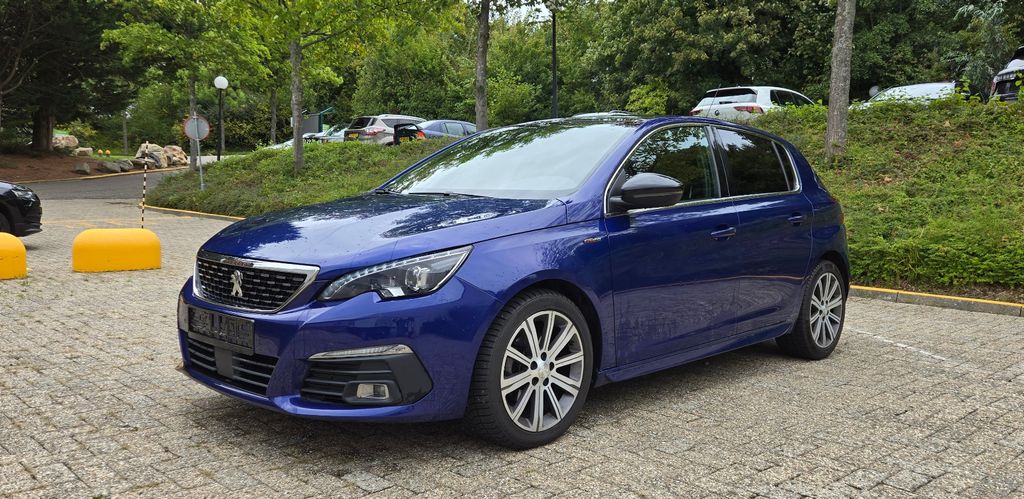 Peugeot 308 144.000 km 11.800 &euro; Würselen 52146