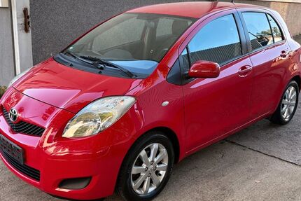 Toyota Yaris 139.000 km 3.500 &euro; Aachen 52070