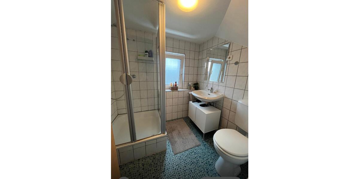 Dachgeschoßwohnung Langerwehe - 1 Zimmer, 38 m&sup2;, 330&euro; | Angebot:26021482