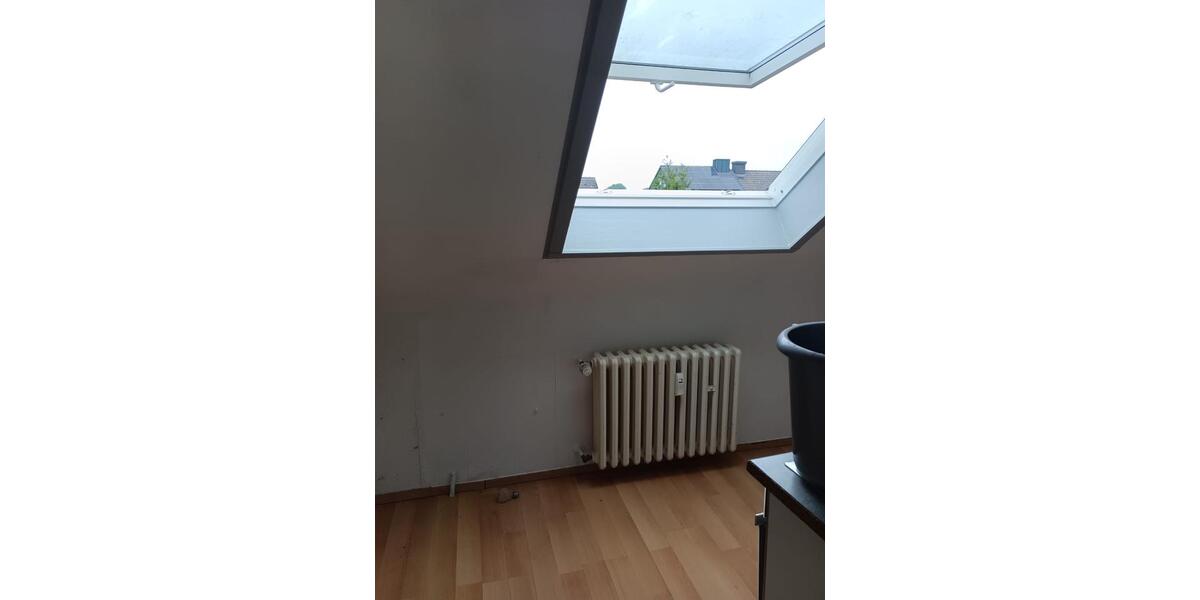 Dachgeschoßwohnung Elsdorf - 1 Zimmer, 37 m&sup2;, 450&euro; | Angebot:26613485