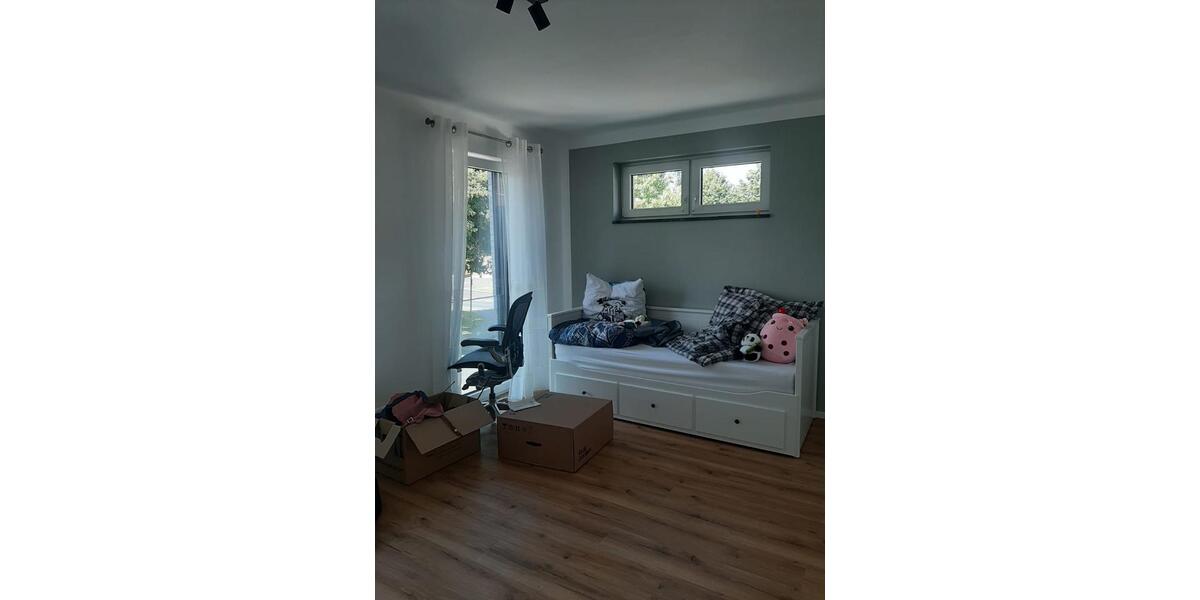 Doppelhaushälfte Niederzier - 3 Zimmer, 120 m&sup2;, 1.540&euro; | Angebot:26025200