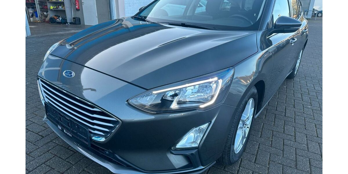 Ford Focus 112.000 km 13.999 &euro; würselen 52146