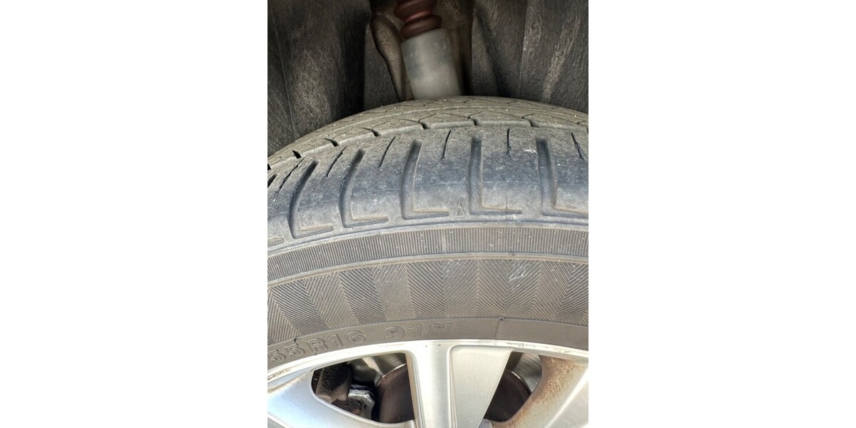 VW Golf V 199.999 km 7.000 &euro; Düren 52349