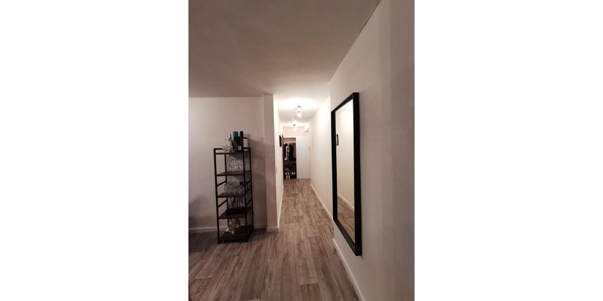 Etagenwohnung Euskirchen - 1.5 Zimmer, 65 m&sup2;, 610&euro; | Angebot:26613527