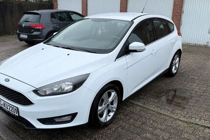 Ford Focus 73.000 km 7.200 &euro; Herzogenrath 52134