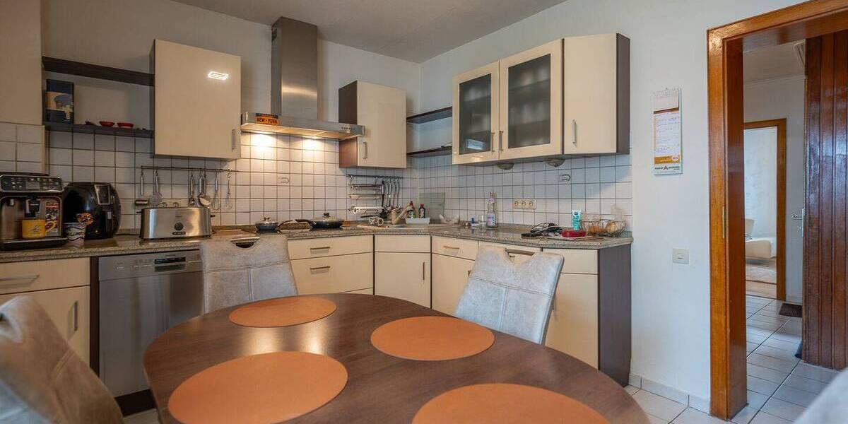 Mehrfamilienhaus, Wohnhaus Würselen Broichweiden - 6 Zimmer, 179 m&sup2;, 315.000&euro; | Angebot:25742119