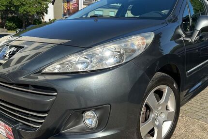 Peugeot 207 109.200 km 5.199 &euro; Düren 52353