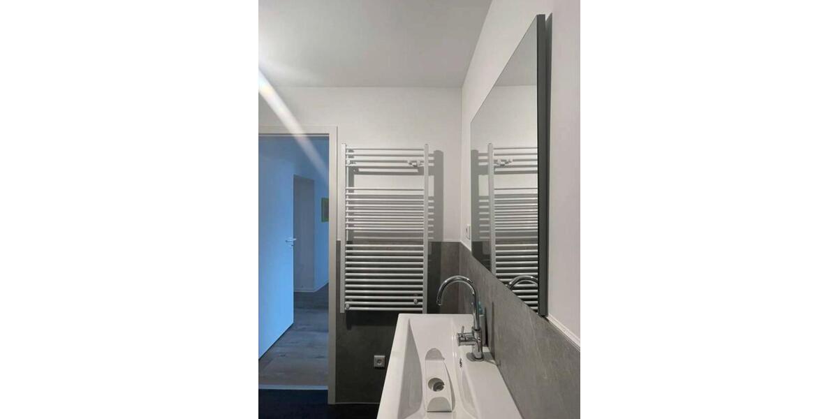 Dachgeschoßwohnung Aachen Aachen-Mitte - 2 Zimmer, 60 m&sup2;, 1.110&euro; | Angebot:25302829