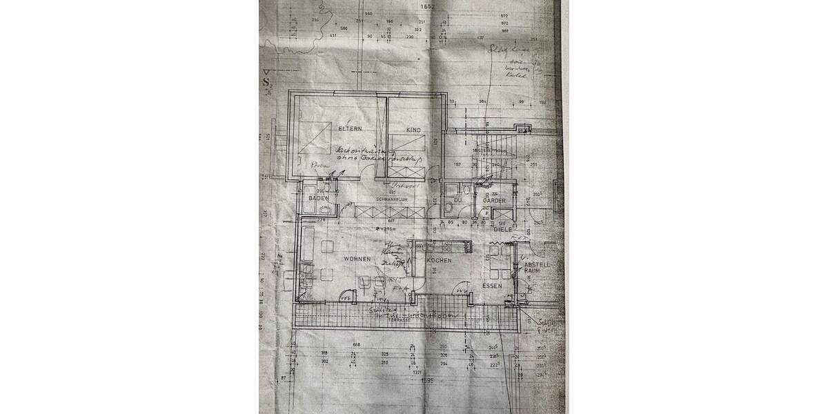 Mehrfamilienhaus, Wohnhaus Niederzier - 8 Zimmer, 274 m&sup2;, 415.000&euro; | Angebot:25692153