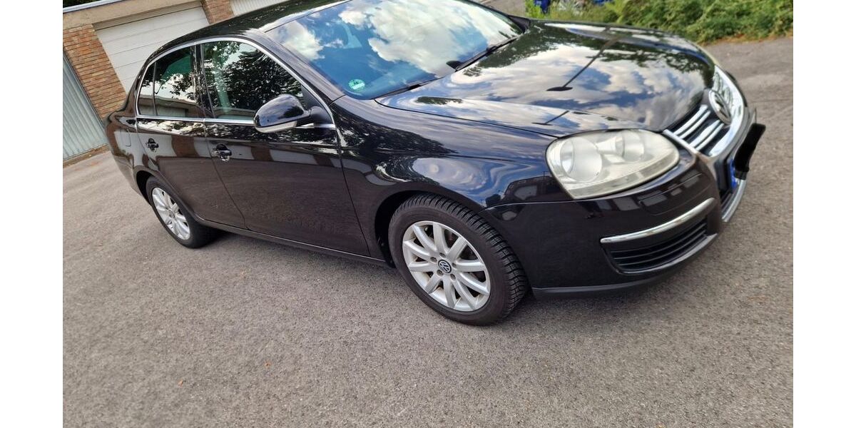 VW Jetta 182.000 km 2.900 &euro; Hürth 50354
