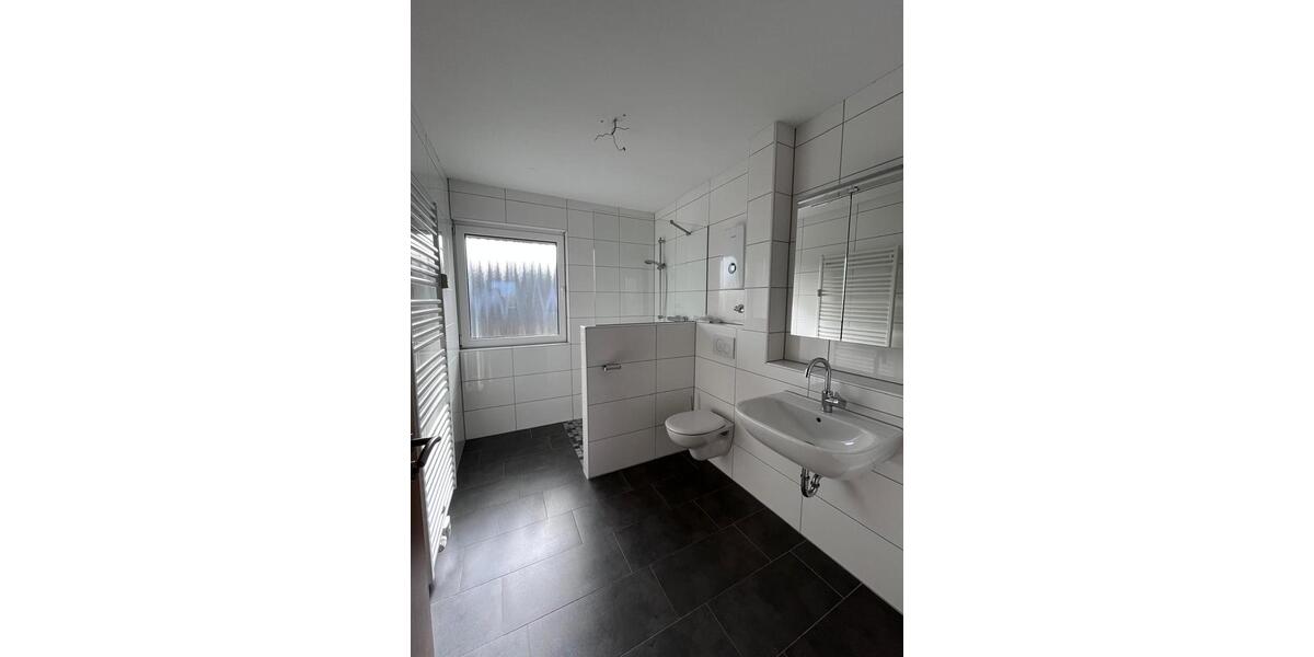 Dachgeschoßwohnung Alsdorf - 2 Zimmer, 79 m&sup2;, 500&euro; | Angebot:25867946