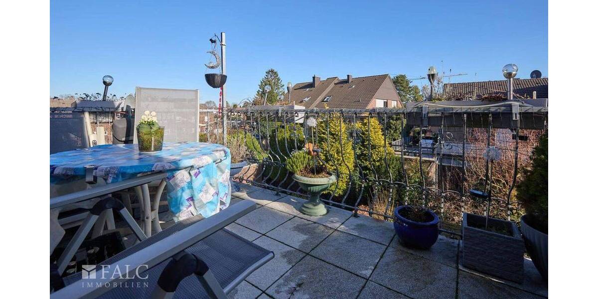 Doppelhaushälfte Herzogenrath Kohlscheid - 9 Zimmer, 238 m&sup2;, 589.000&euro; | Angebot:25958533