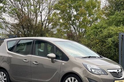 Opel Meriva 61.520 km 6.800 &euro; Jülich 52428