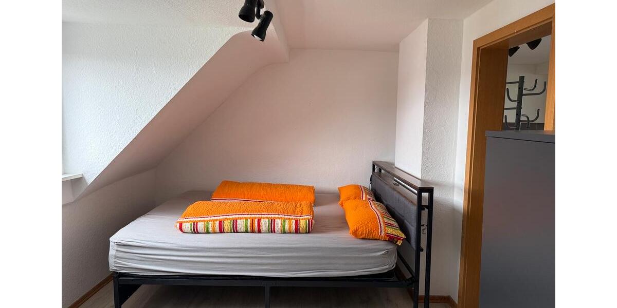 Dachgeschoßwohnung Düren Rölsdorf - 1 Zimmer, 40 m&sup2;, 1.000&euro; | Angebot:26396510