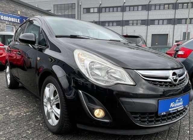 Opel Corsa 102.000 km 4.950 &euro; Übach-Palenberg 52531