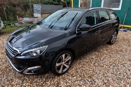 Peugeot 308 134.000 km 6.900 &euro; Düren 52349