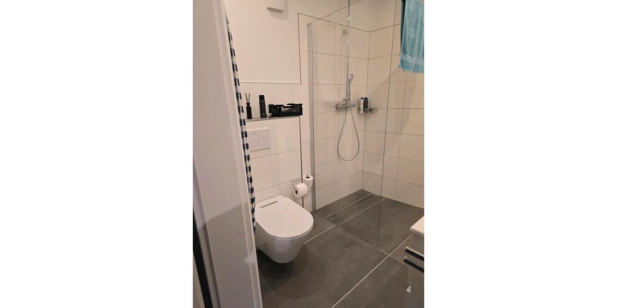 Etagenwohnung Baesweiler - 2 Zimmer, 100 m&sup2;, 900&euro; | Angebot:25162110