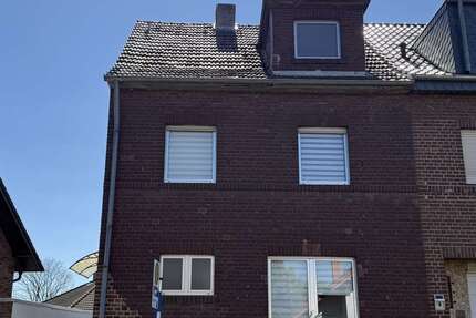 Haus Düren / Mariaweiler Mariaweiler - 6 Zimmer, 148 m&sup2;, 199.000&euro; | Angebot:27528018