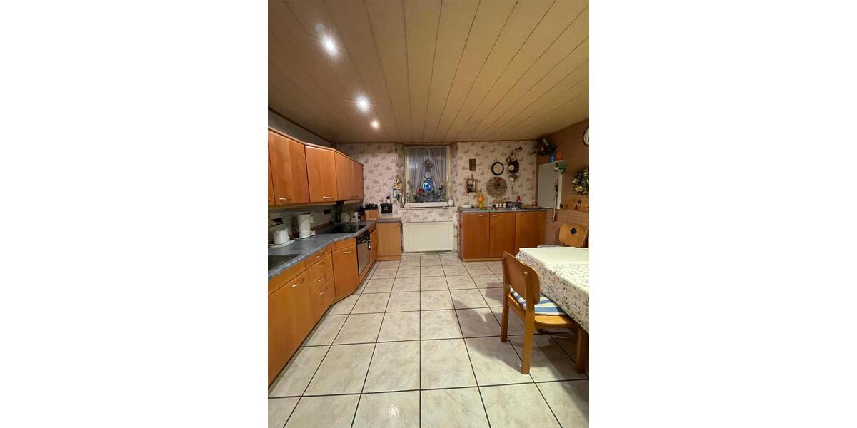 Einfamilienhaus Linnich - 6 Zimmer, 150 m&sup2;, 159.000&euro; | Angebot:25873083