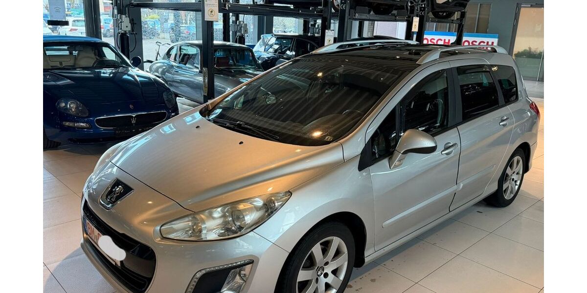 Peugeot 308 200.000 km 4.250 &euro; Brühl 50321