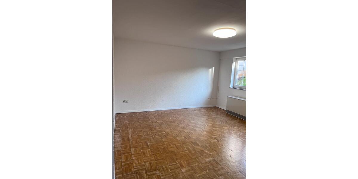 Etagenwohnung Erftstadt - 1 Zimmer, 46 m&sup2;, 660&euro; | Angebot:26552480