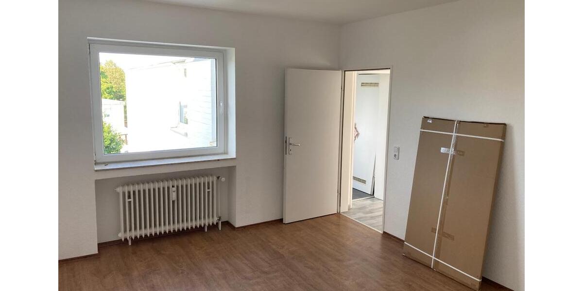 Etagenwohnung Düren Rölsdorf - 4 Zimmer, 94 m&sup2;, 900&euro; | Angebot:26614550