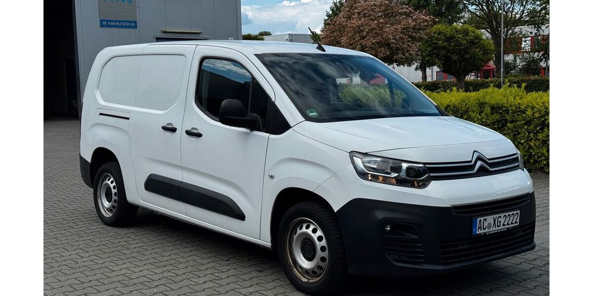 Citroen Berlingo 151.822 km 13.500 &euro; Alsdorf 52477