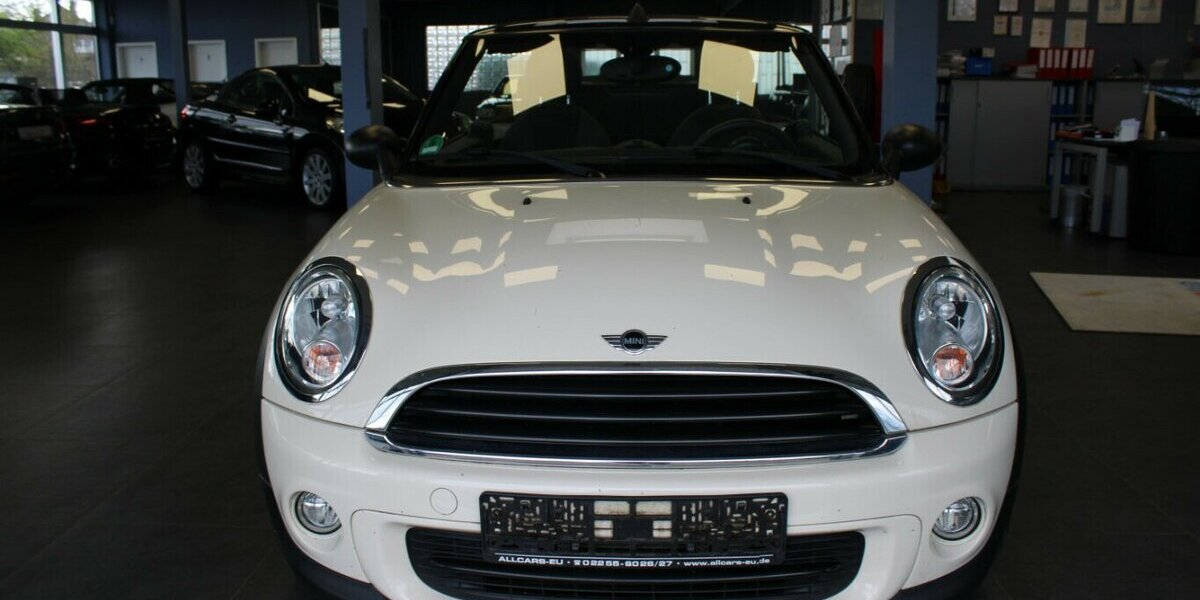 Mini One Cabrio 73.682 km 10.780 &euro; Euskirchen 53881