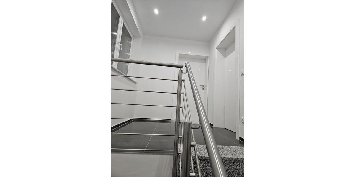 Etagenwohnung Mechernich - 4 Zimmer, 100 m&sup2;, 1.000&euro; | Angebot:26618875